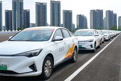 E:2023.77.20���������ˡ���С�������������˻��������׼���������һ������20230720-01-77�������˳���.jpg