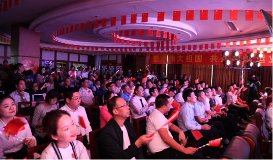 300��77������ҵ��ͬ�����  �����ף���й�70����