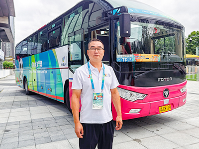 ���������ˡ����˻ᱳ���77������ҵ��